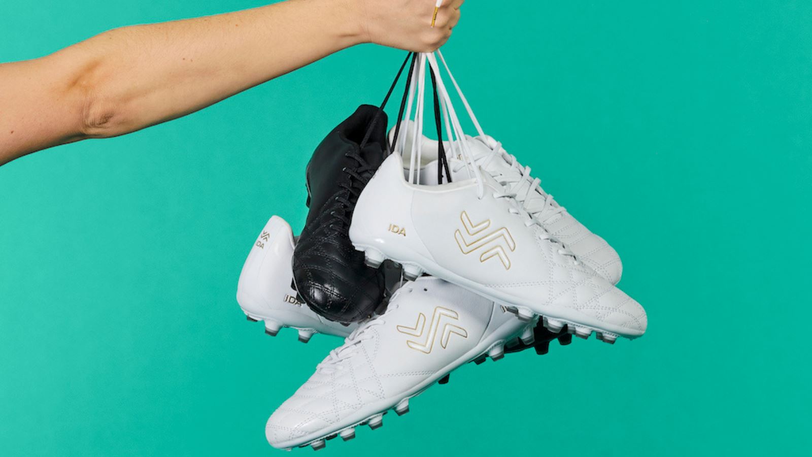 The Definitive Guide to Keeping Your White Soccer Cleats Sparkling Clean